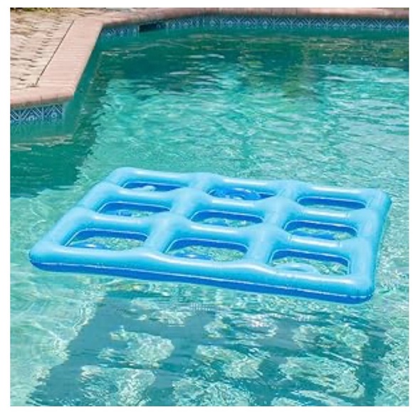 ‼️FINAL CLEARANCE SALE‼️ Inflatable Waterproof Jumbo Tic Tac Toe Game PoolCandy - Picture 8 of 15